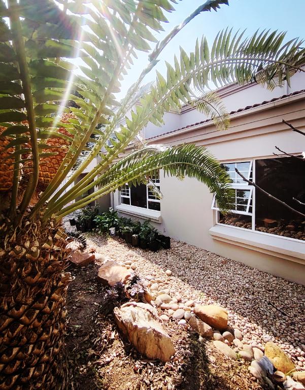 6 Bedroom Property for Sale in Cutty Sark Western Cape